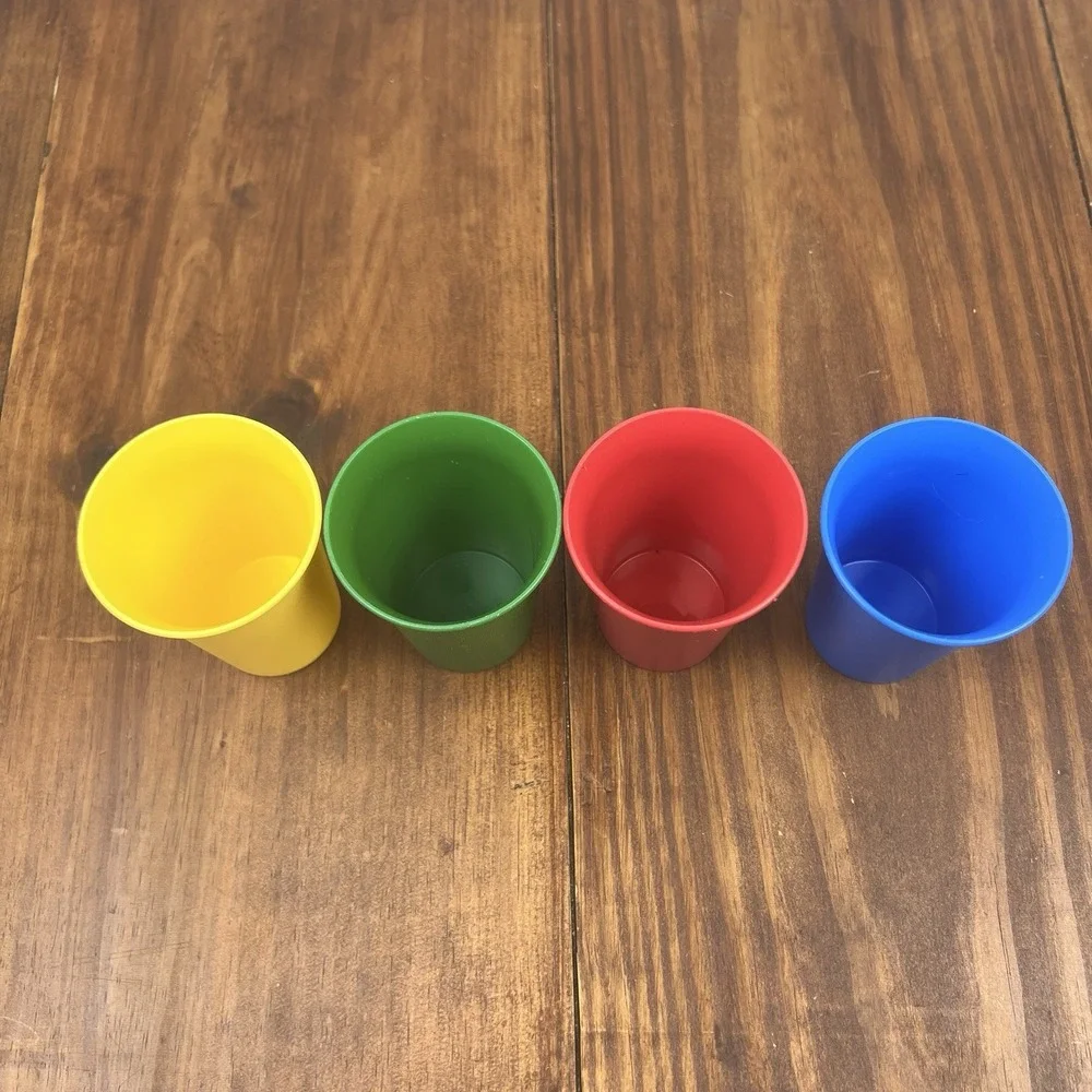 Set of 4 Classic Tupperware 7oz Bell Tumblers Primary Colors #109 Series 1970s